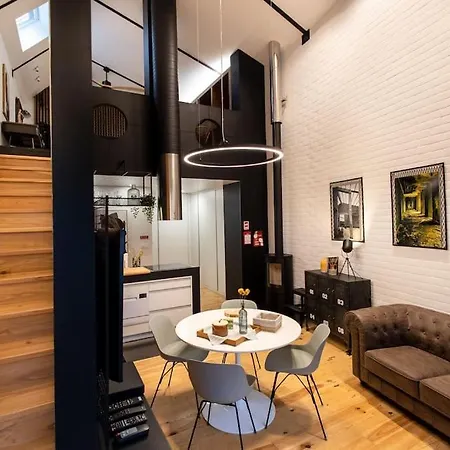 Dark Lägenhet São Roque