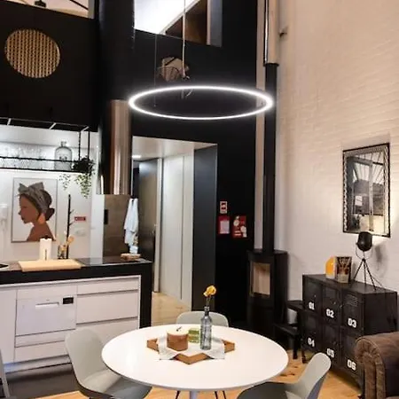 Apartment Dark
